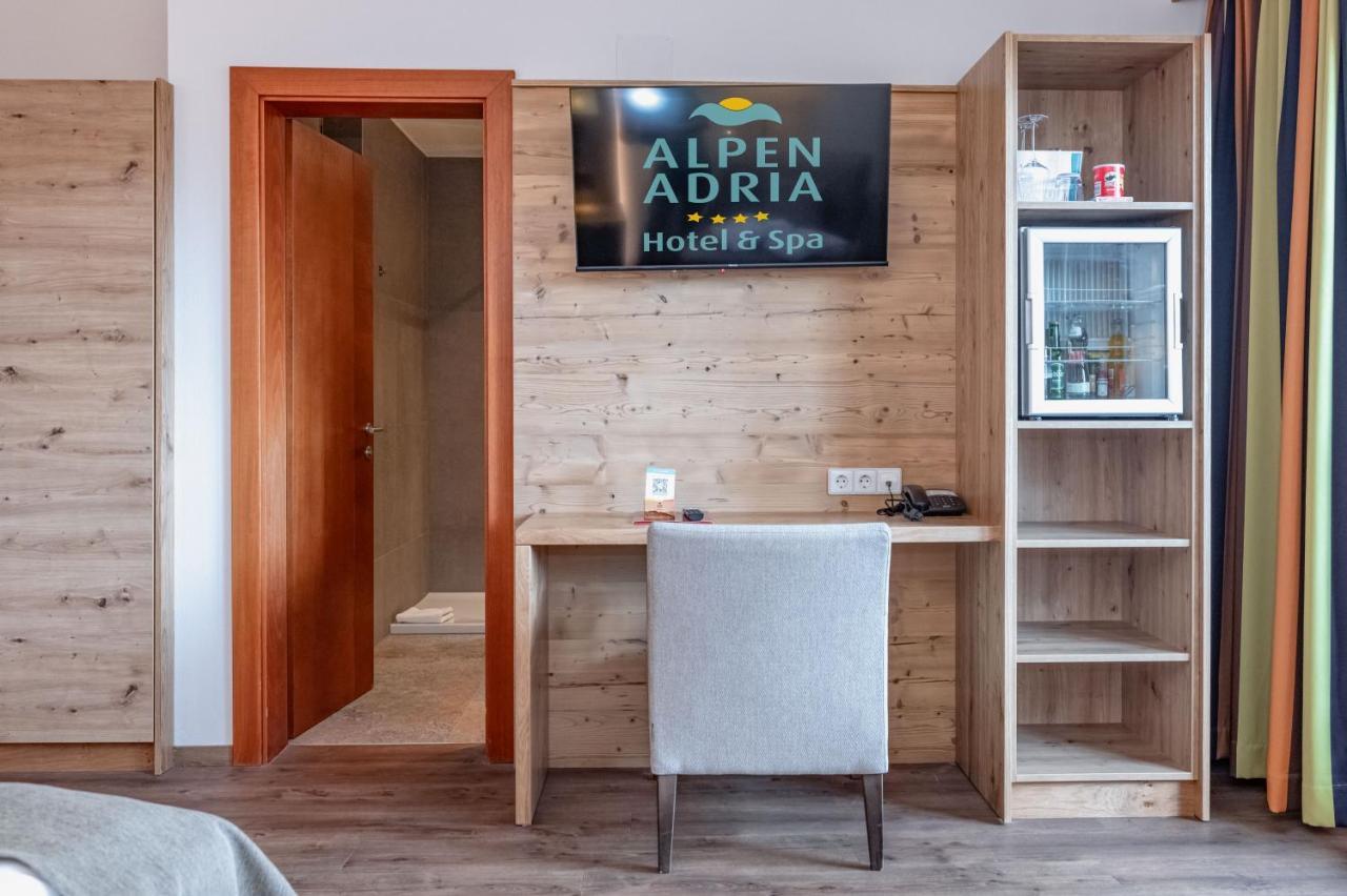 Alpen Adria Hotel & Spa Presseggersee Exterior photo