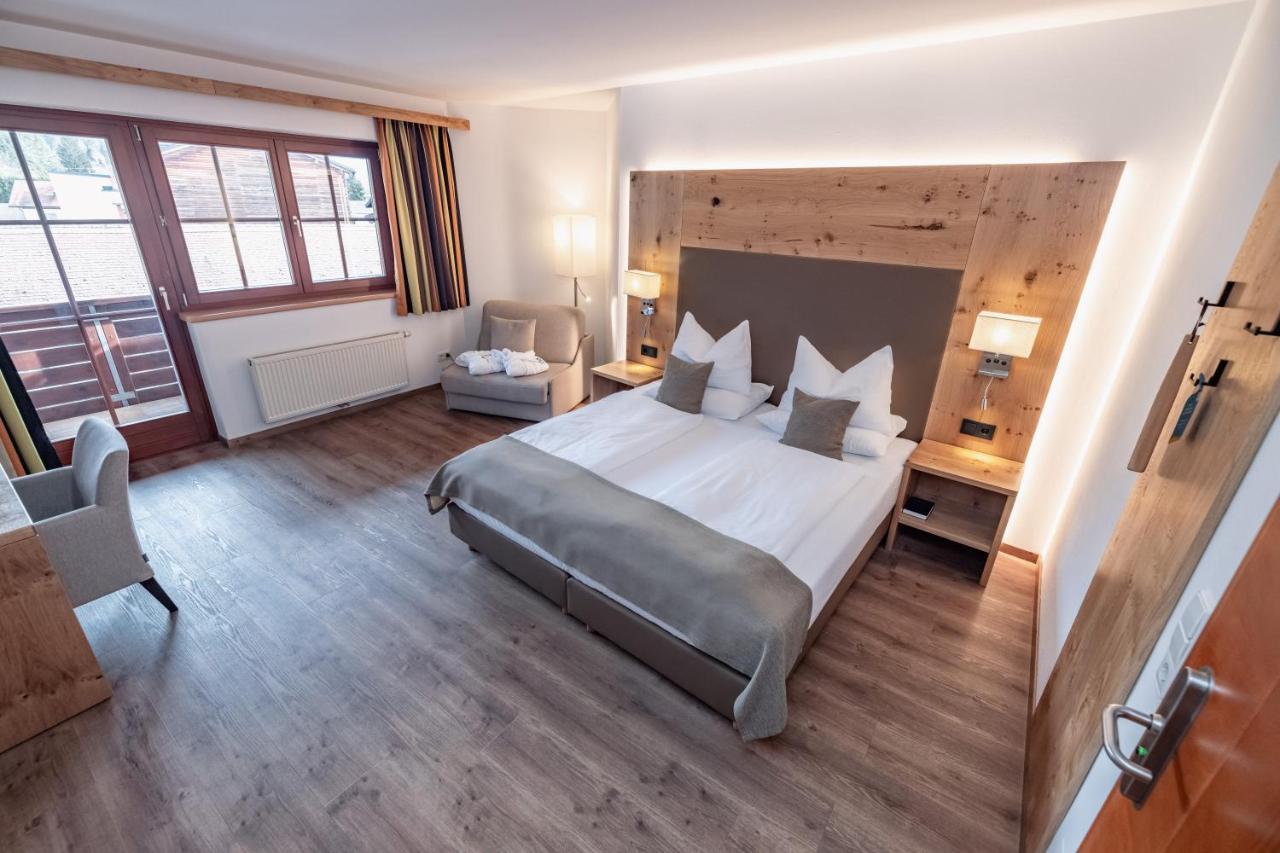 Alpen Adria Hotel & Spa Presseggersee Exterior photo